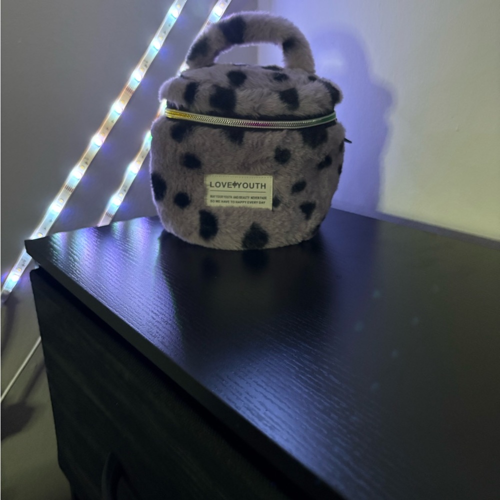 Purple Polka Dot Women's Bag - Picture 2 of 3